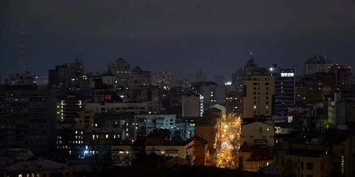 Ukrainian journalist warns: Powerful attacks will strike Kiev within minutes