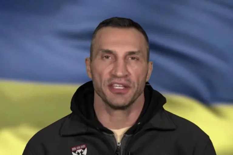 Wladimir Klitschko ruft wieder in die Welt: In einer Stunde oder morgen kann es zu spät sein, jetzt handeln
