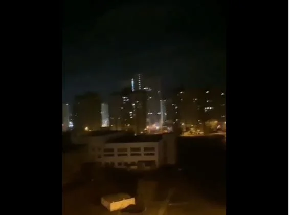 PEACE: Starke Explosionen in Kiew