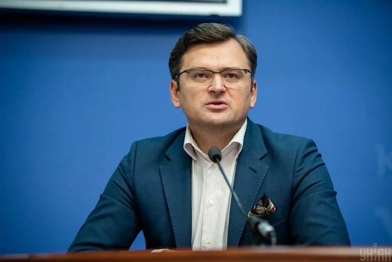 Ministri ukrainas: I besojmë tërheqjes së Rusisë veç kur ta shohim me sytë tanë