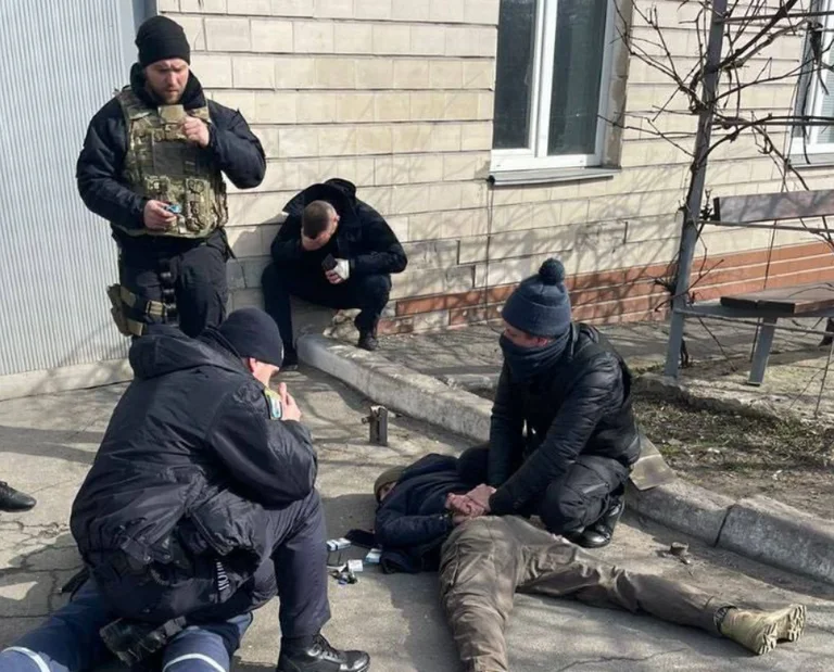 Ucraina cattura due sabotager forze russe (Foto)
