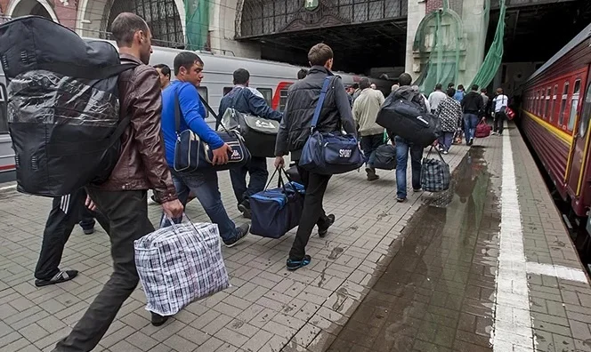 Più di 100.000 persone hanno lasciato le loro case fino alla guerra