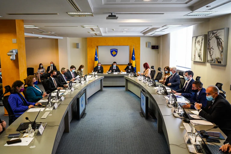 El gobierno de Kosovo impone hoy sanciones a Rusia