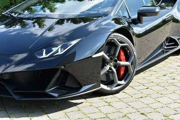Incluso Lamborghini no es perfecto, sacando 5.000 coches del mercado.