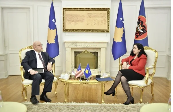 Osmani takim me Hovenier: Jemi në linjë me aleatët për të parandaluar çdo destabilizim në rajonin tonë