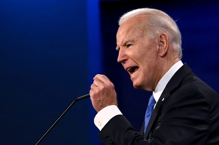 Bideni ofron ndihmë për zhbllokimin e anijes së ngecur në Kanalin e Suezit