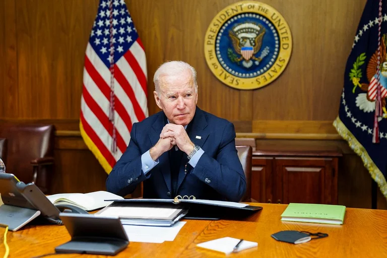 Biden impone sanzioni ai produttori di gasdotti russi “Nor Stream 2”
