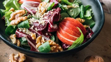 Does daily vegetable consumption reduce the risk of heart problems?