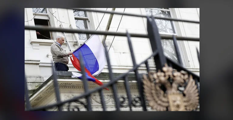 Letzte Entwicklung: Russland macht diesen Schritt bei der Botschaft in der Ukraine