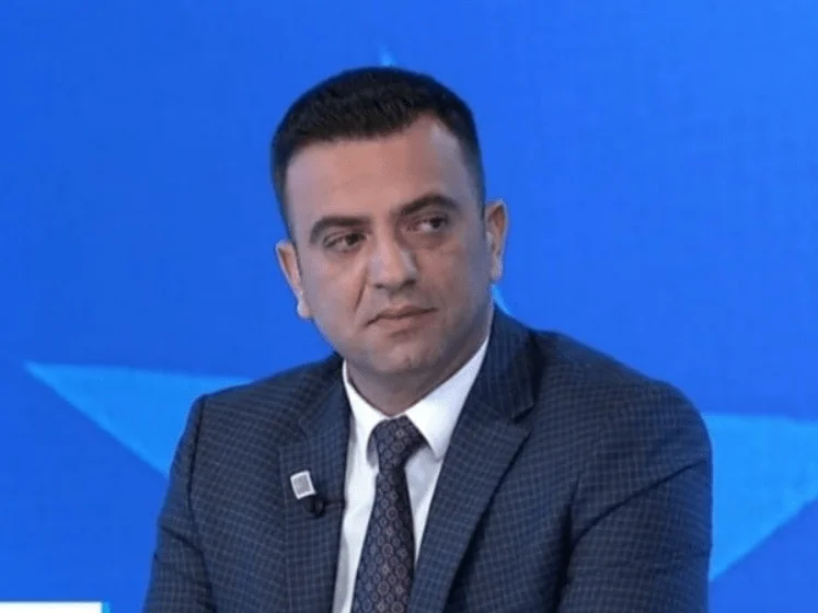 Xhevdet Pozhari i quan budallenj ata që i reaguan për statusin skandaloz e seksist