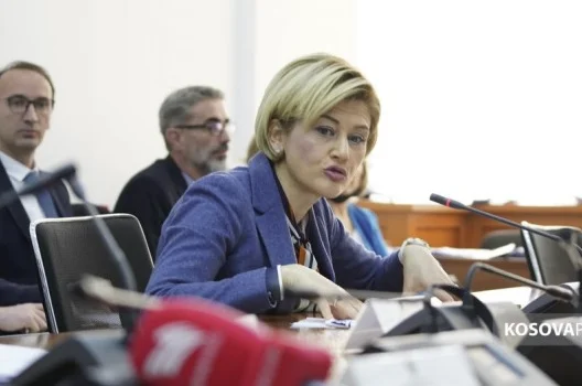 VV propone que los parlamentarios no indemnicen el petróleo