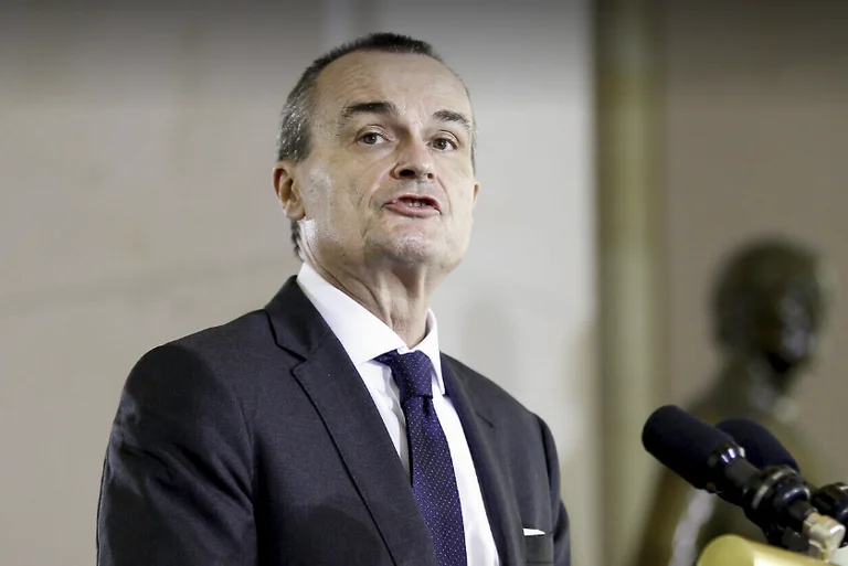 Alerta al diplomático francés: Rusia tiene todo listo, sólo se espera la señal de invasión de Putin