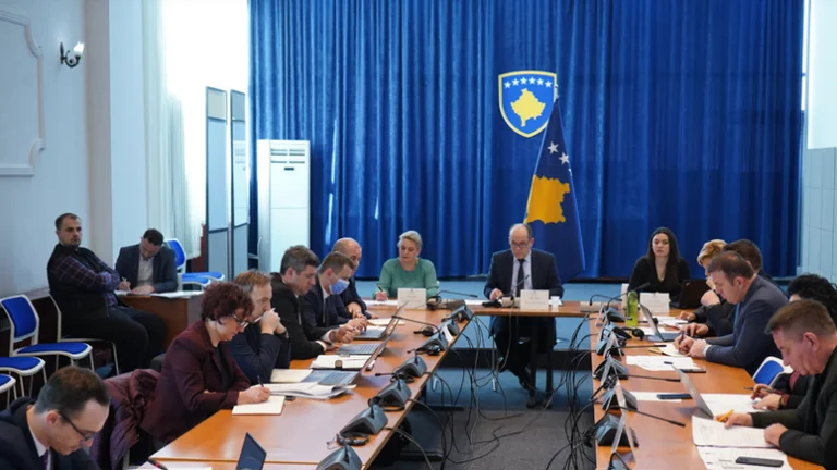 Kritisch für Z RREAH für die Definitionsformel der zulässigen Einnahmen für KEDS und KESCO