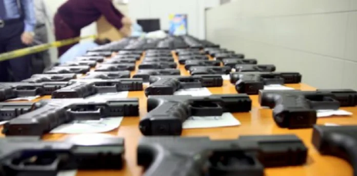 Oltre 1.000 armi senza permesso sequestrate nell'ultimo anno