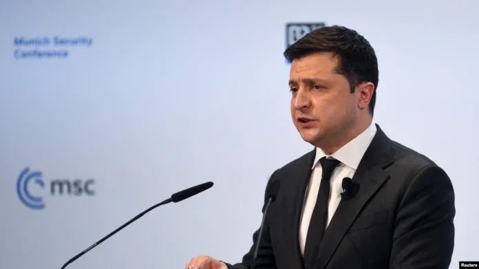 Zelenskiy: Ci difenderemo con o senza i nostri partner
