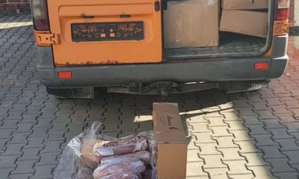 Es gibt 3 tausend Kilo Fleisch aus Brasilien kommen