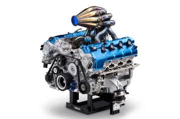 Incluso un poderoso motor fue atrapado en hidrógeno: El Toyota está recorriendo su V8л junto con Yamahan
