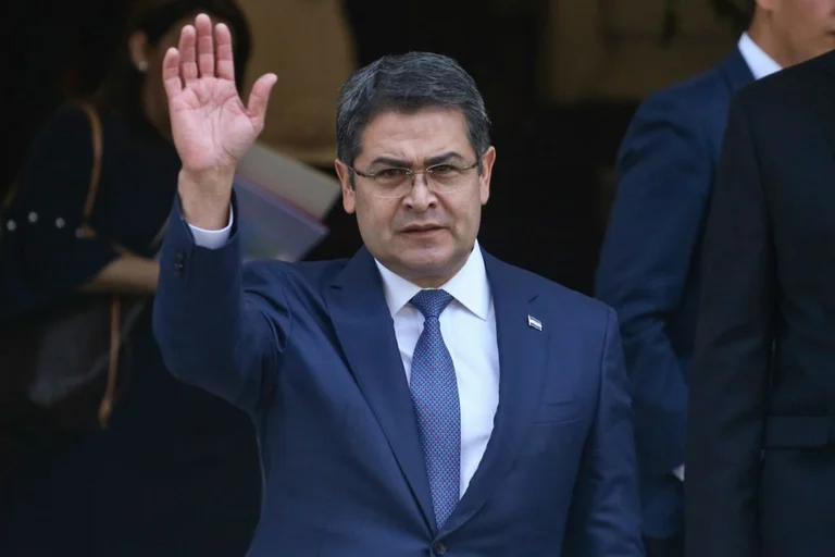 Hondurasi arreston ish-presidentin: Dyshohet për lidhje me trafikun e drogës