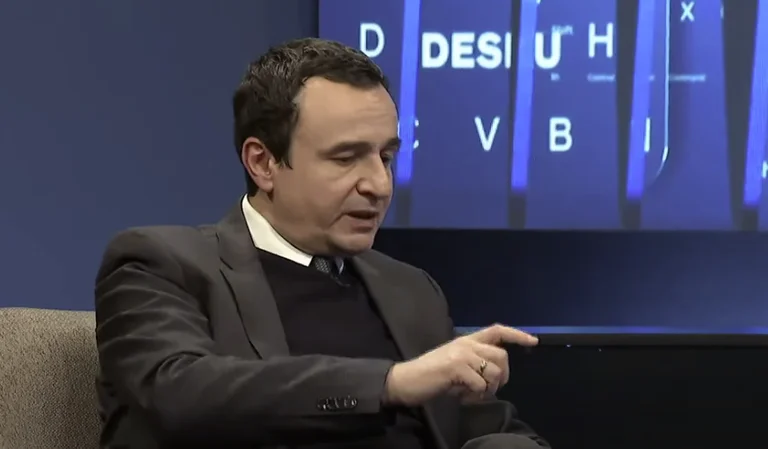 Plus 780 euro vetes, Kurti vitin e kaluar: Para se të rriten pagat, të rritet punësimi (Video)