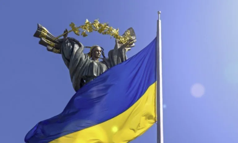 Edhe Serbia paralajmëron qytetarët e saj në Ukrainë që të largohen nga aty
