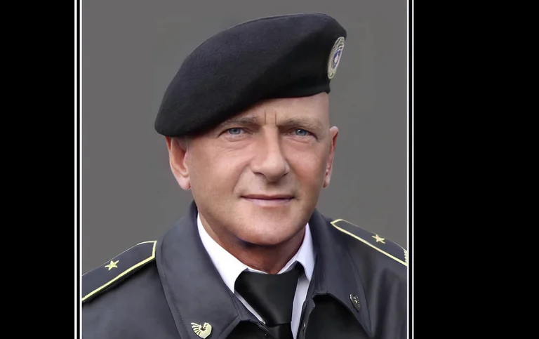 Oficeri i lartë i FSK-së që vdiq dje, ishte daja i heroit Agim Ramadani