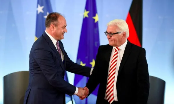 Hoxhaj uron rizgjedhjen e Steimeier: Kosova është me fat që ka miq të tillë në Gjermani