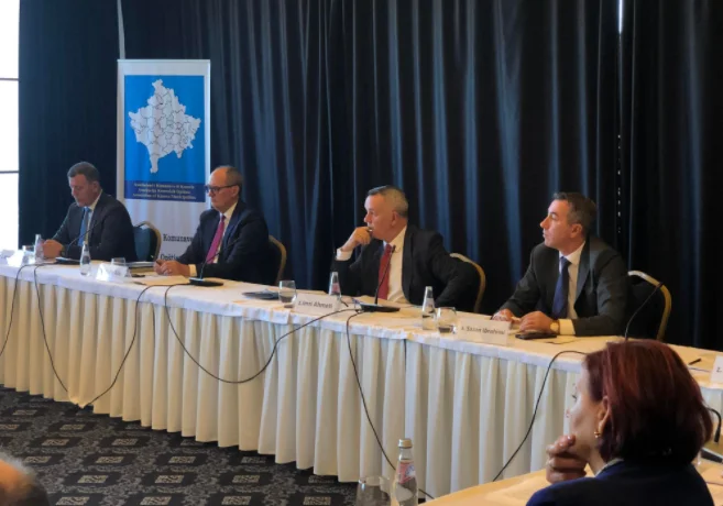 Kryetarët e komunave kërkojnë të paguhen sa deputetët dhe ministrat