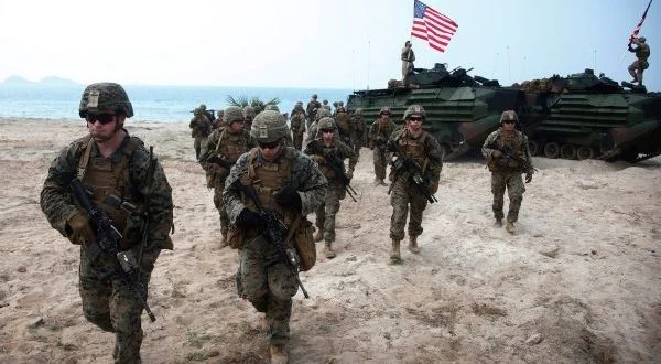 A po kris lufta? Amerika i tërheqë të gjithë trupat nga Ukraina