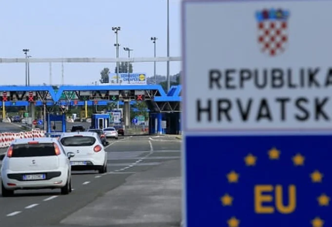Kroacia heq masën e vetizolimit për qytetarët e Kosovës