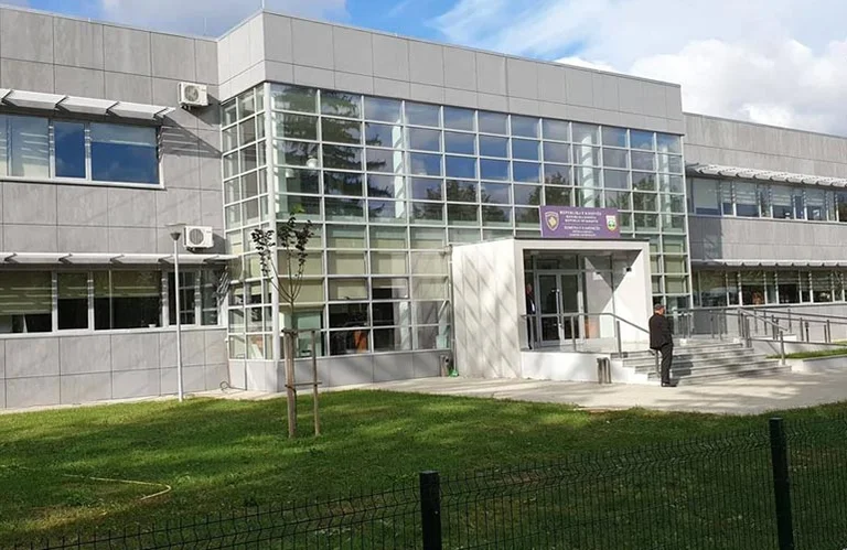 Dallaveret në prokurim, kërkohet paraburgim për katër zyrtarë komunal të Kamenicës