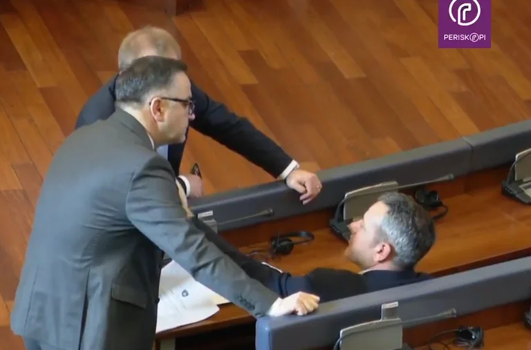 Opozita e bashkuar: Vendimi për shtrenjtim të rrymës të revokohet, ose e çojmë në Kushtetuese