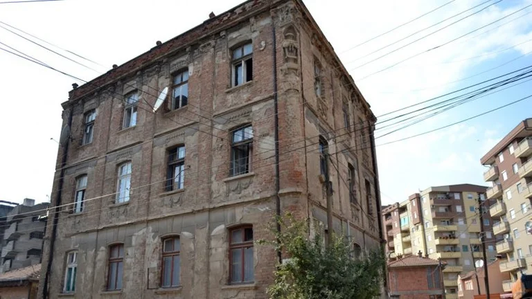 Von Cramon kundër vendimit për restaurimin e shtëpisë së Xhafer Devës në Mitrovicë
