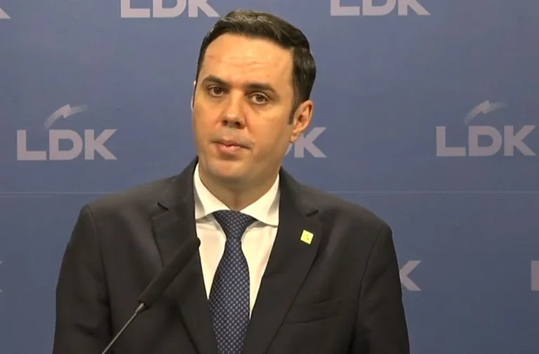 Abdixhiku: Çmimi i rrymës u rrit me urdhër të Qeverisë Kurti