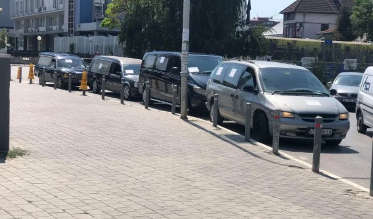 Funeralistët ankohen se BIK-u po ua merr xhenazet
