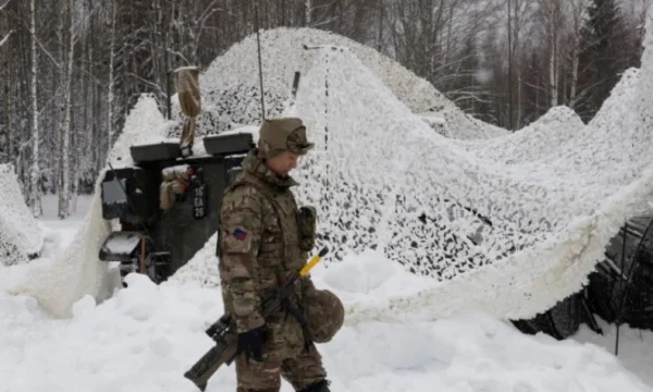 Kriza e Ukrainës: Anëtarët e njësisë elitare të ushtrisë amerikane arrijnë në Poloni