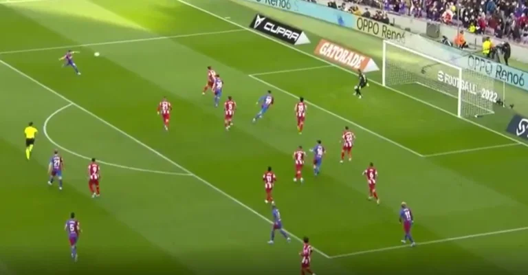 Shënohen dy gola të shpejtë në ndeshjen Barca – Atletico, Alba realizon eurogol