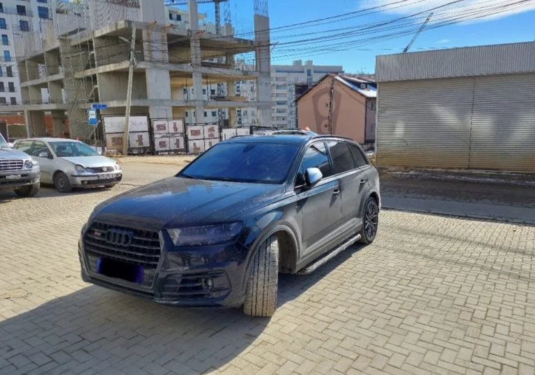 Vetura e lajmëruar si e vjedhur në një shtet evropian gjendet në Prishtinë