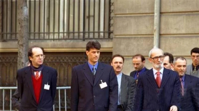 Nesër 23 vjet nga ngjarja historike: Pse delegacioni i Kosovës nuk u nis për Rambuje më 5 shkurt 1999?