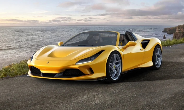 Ferrari thyen rekorde me shitje