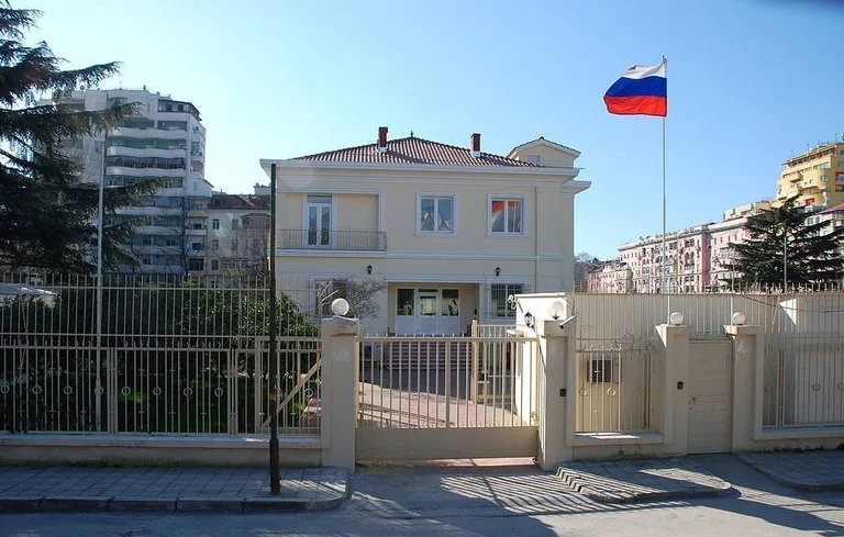 Rusia letër Shqipërisë: Na tregoni nëse jeni pro apo kundër anëtarësimit të Ukrainës në NATO
