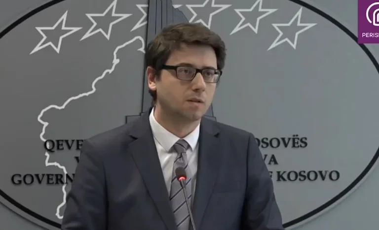 Qeveria shpërblen faturën e atyre që kursejnë rrymën, ja çka duhet të bëni sipas Muratit