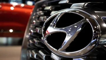 Los nombres de los coches se encuentran mal