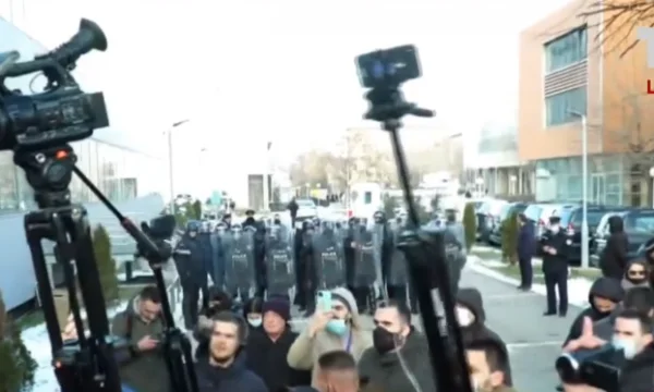 Speciale L'unità osserva da vicino la protesta