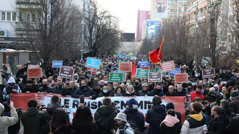 La participation a été massive dans la protestation contre l'électricité.