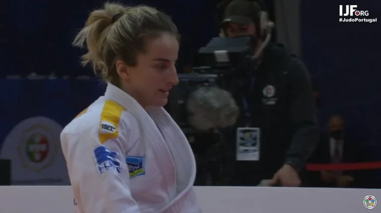 Distria Krasniqi commence toute l'année avec des médailles d'or