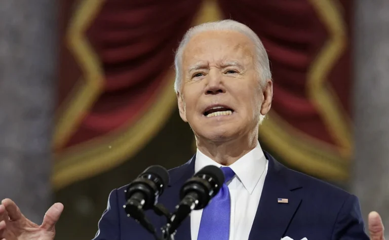 Splendor: Biden avertit l'invasion russe de l'Ukraine en février