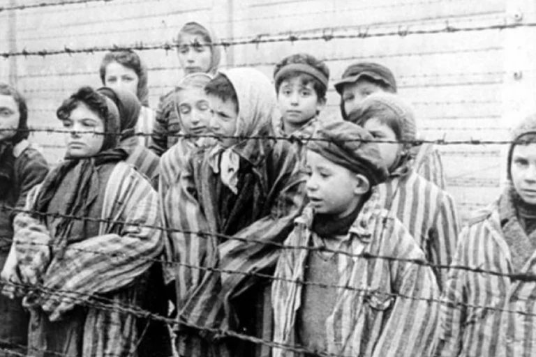 Día Internacional del Holocausto
