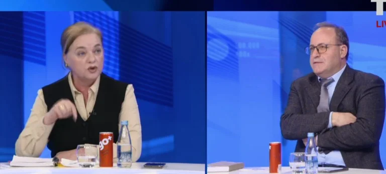 Gager le fait pour cinq fronts Ramabaya : Risque de VV le représentant comme ça chaque soir.
