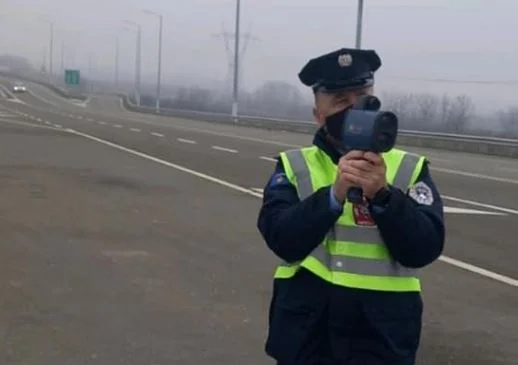 Ferizaj: It exceeded the allowed speed, 20-year-old gets fined 300 euros and driving bans for 6 months