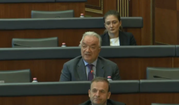 Haliti: Urgjentisht të merren masa për të gjitha qyetet që nuk e kanë ujin e filtruar